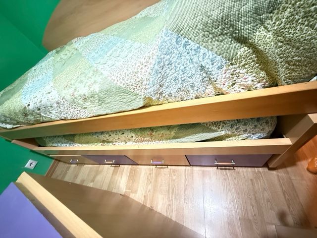 Cama nido con zapatero y balda