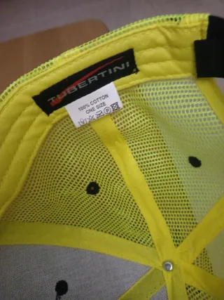 Cappellino Seika nero e giallo