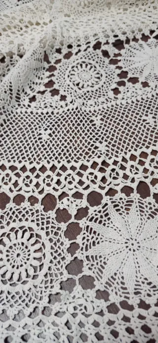 Tapete ganchillo ovalado mesa blanco