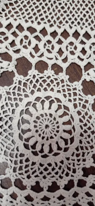 Tapete ganchillo ovalado mesa blanco