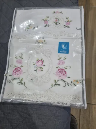 Asciugamani ricamati + ospite