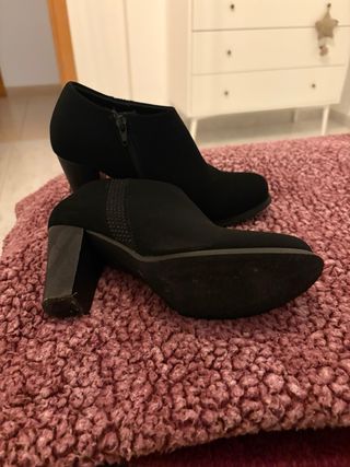 Botín Tacón Negro Talla 38