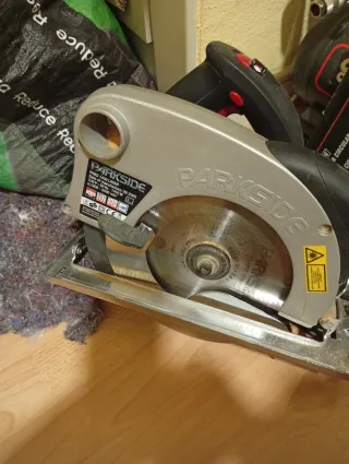 Cortadora de azulejos y sierra