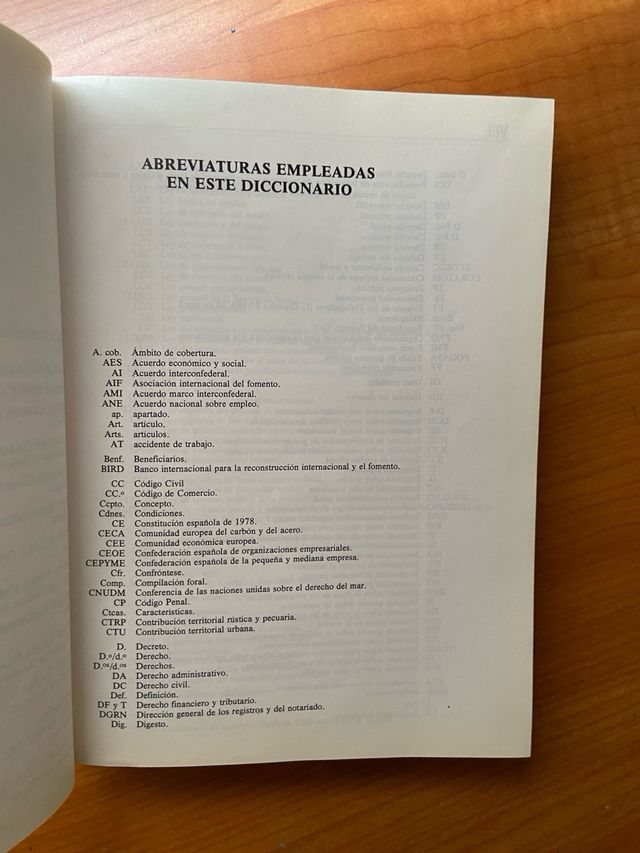 DICCIONARIO BÁSICO JURÍDICO