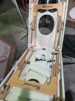 Camilla plegable de masaje para embarazadas.