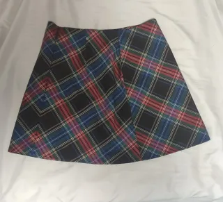Falda de cuadros escoceses