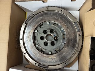 Volante Bimasa LUK y Embrague motor CUN/CRL 184cv.