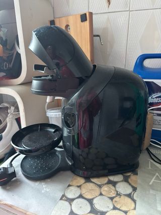 Cafetera negra en buen estado