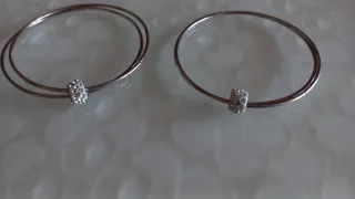 Coppia bracciali charm bigiotteria usati donna