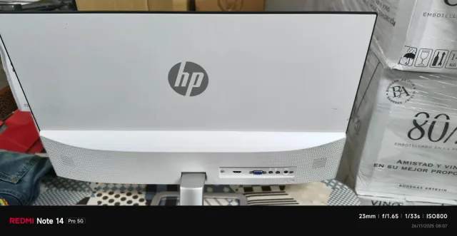 Monitor HP Negro y Plateado