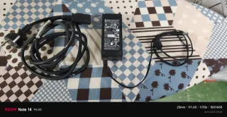 Monitor HP Negro y Plateado