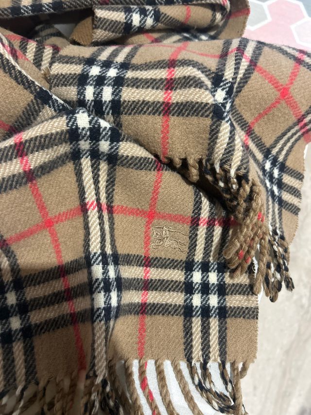 Bufanda Burberry Clásica Tartán Beige