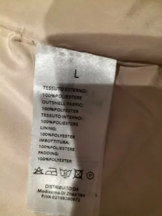 Piumino beige con cappuccio e pelliccia tg. L