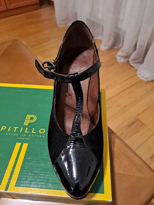 Zapatos Pitillos tacón alto charol y ante Negro