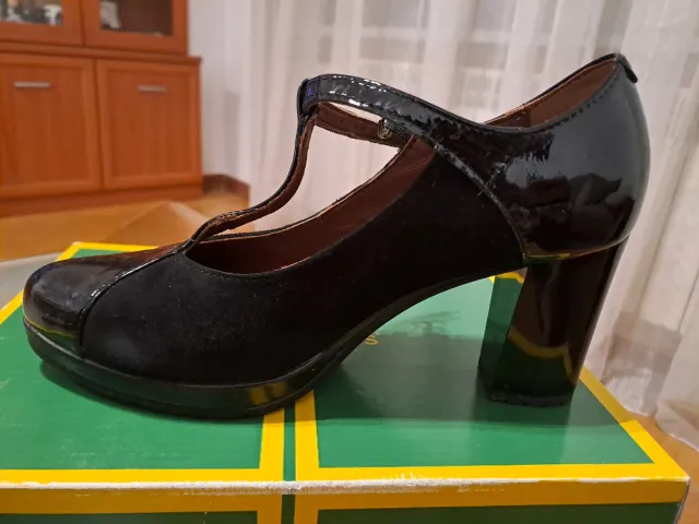 Zapatos Pitillos tacón alto charol y ante Negro