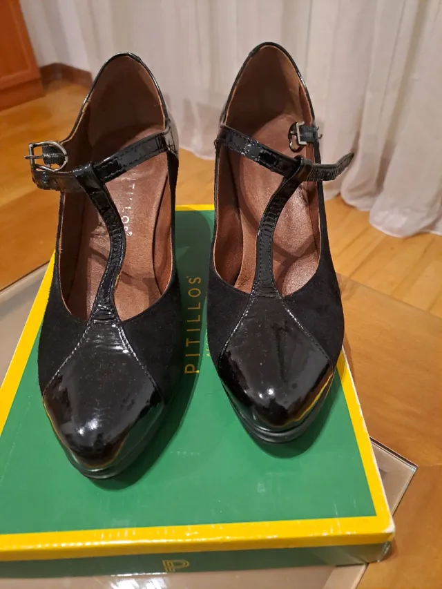 Zapatos Pitillos tacón alto charol y ante Negro