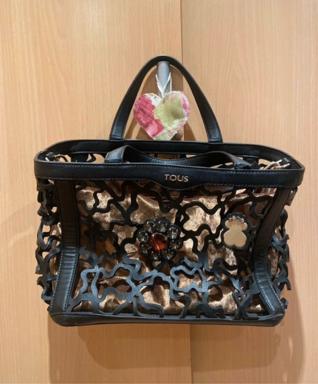 Bolso Tous Negro y Dorado