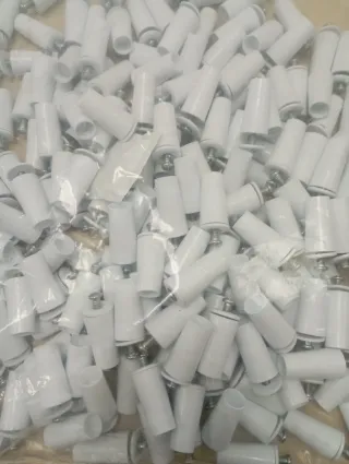 200 topes persiana blancos 4cm tornillo inox