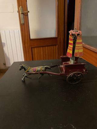 Juguete antiguo carro tirado por caballo Años 1930