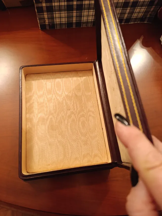 Joyero Caja Cuero Marrón y Dorado