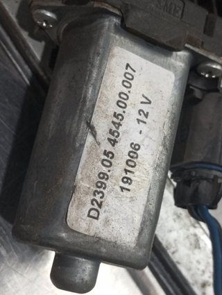 ELEVALUNAS DELANTERO DERECHO SEAT CORDOBA BERLINA