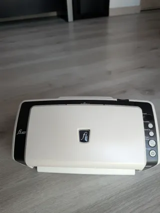 Escáner Duplex Fujitsu fi-6130