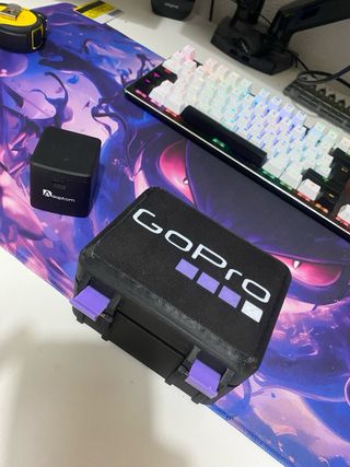 GoPro Hero 11 + Caricabatterie triplo per batteria