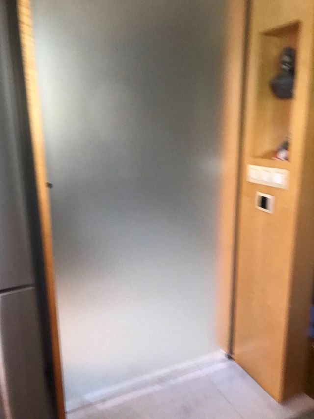 Puerta corredera cristal y guía