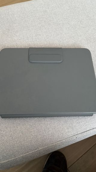 iPad 10ª Gen 64GB Plata con teclado