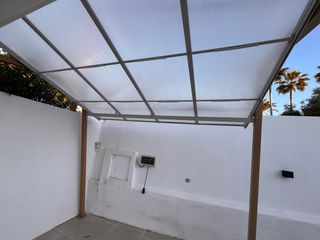 Pérgola Naterial Oxia 3x4m Acero y Plástico