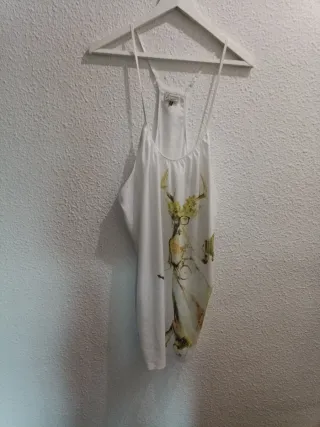 Blusón blanco con estampado de ciervo