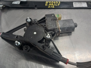 ELEVALUNAS DELANTERO DERECHO IVECO DAILY CAMIÓN F