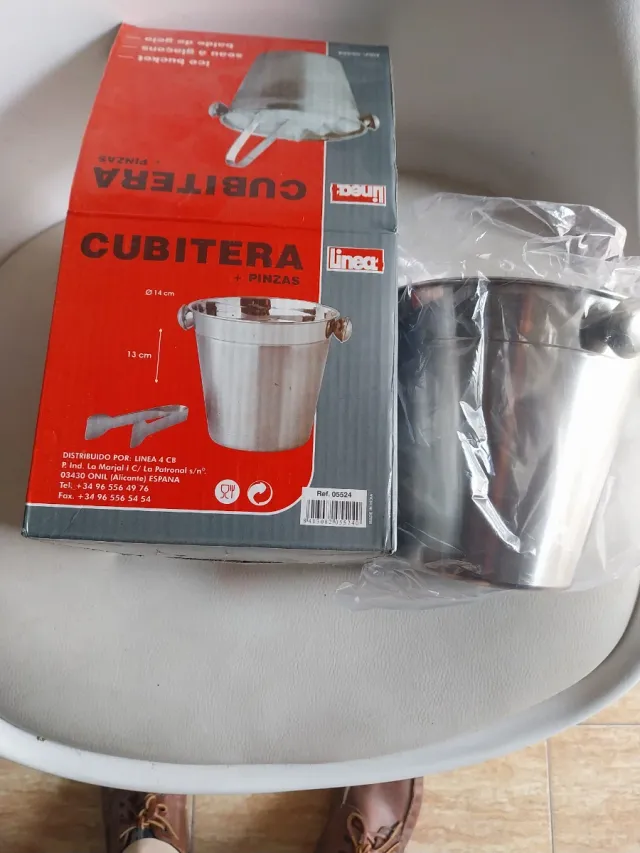 Cubitera in acciaio inox Linea + Pinze