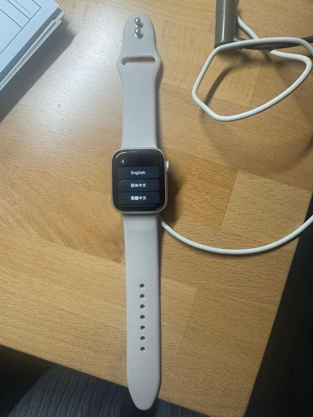 Apple Watch 4 (40mm) con Caricatore