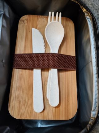 Mochila gris multifuncional