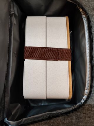 Mochila gris multifuncional