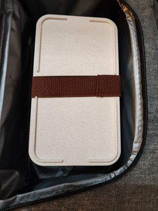 Mochila gris multifuncional