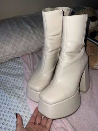 Botines plataforma Bratz beige