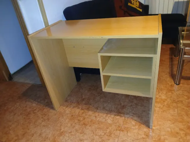 Escritorio haya claro con cajón