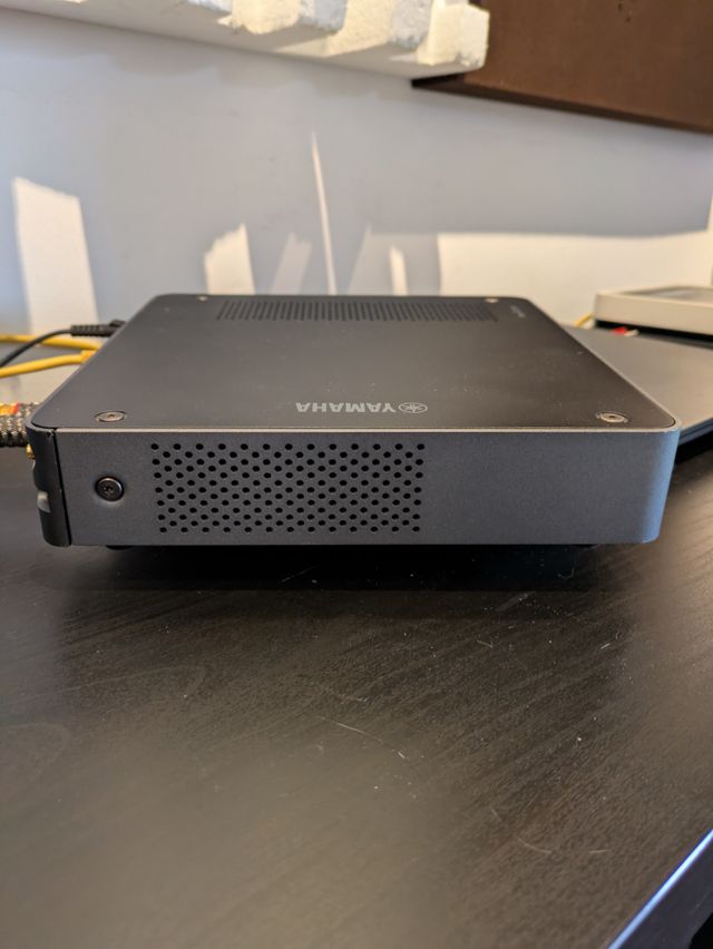 Premplificador y streamer YAMAHA WXC-50