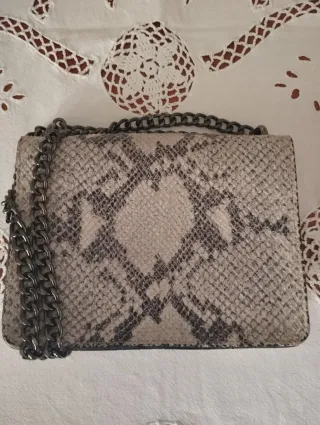 Borsetta pelle tracolla e spalla