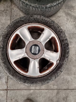 Llantas Seat Cordoba (4 unidades + 1 repuesto)