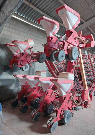 Sembradora Kverneland Optima HD.