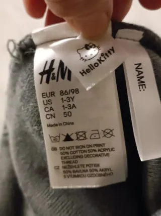 Cappello Hello Kitty H&M Grigio Rosso