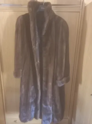 Abrigo largo marrón