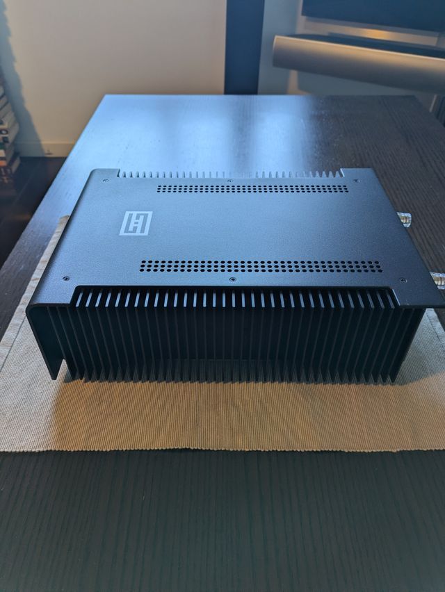 Amplificador Schiit Aegir Clase A