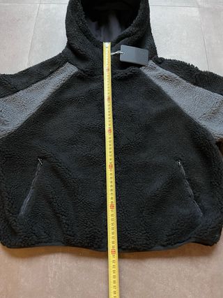 Chaqueta Polar Mertra Negra y Gris