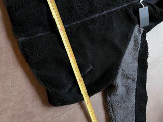 Chaqueta Polar Mertra Negra y Gris