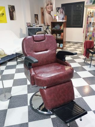 Sillón de barbero nuevo a estrenar