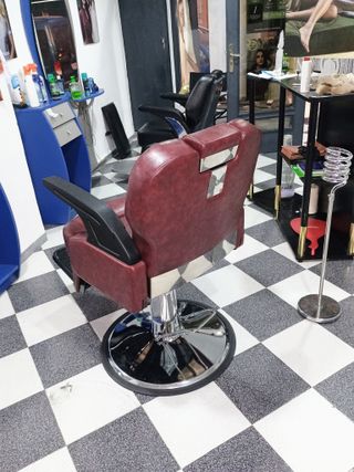Sillón de barbero nuevo a estrenar